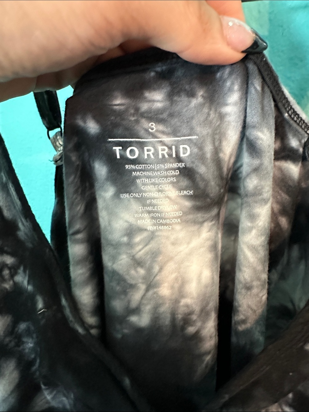 TORRID Tye Dye Stretch Adjustable Tank Top 3X - Picture 3 of 4